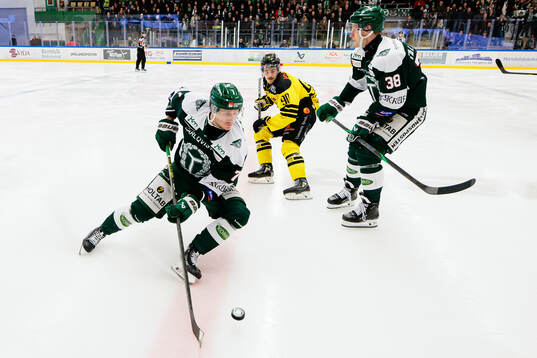 Tingsryds Kevin Ekman Larsson, Vimmerbys Kalvyn Watson och
