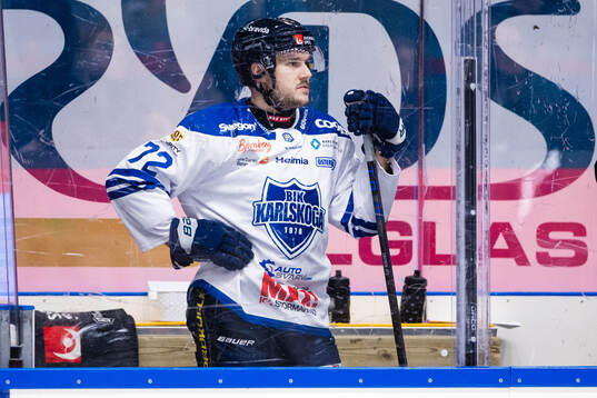 Karlskogas Viktor Lennartsson utvisad