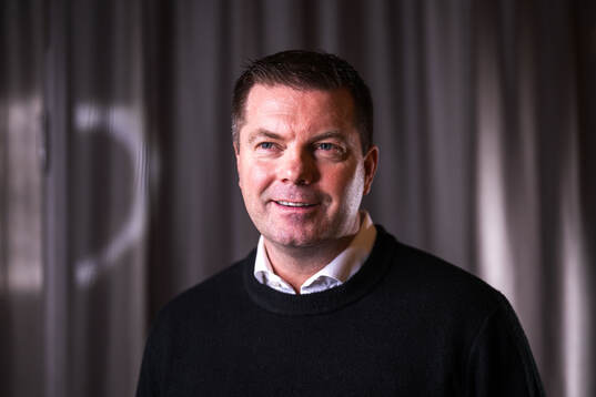 Häckens nya tränare Jens Gustafsson poserar för ett porträtt den 27 december 2024 i Stockholm. 