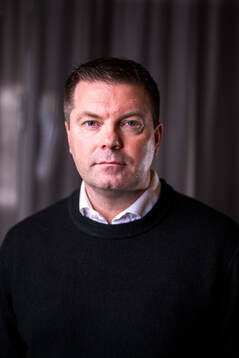 Häckens nya tränare Jens Gustafsson poserar för ett porträtt den 27 december 2024 i Stockholm. 