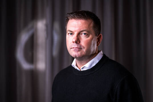 Häckens nya tränare Jens Gustafsson poserar för ett porträtt den 27 december 2024 i Stockholm. 