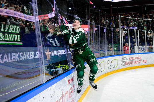 Färjestads Stian Solberg jublar