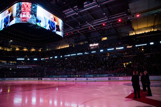 Tommy Sjödin hyllas