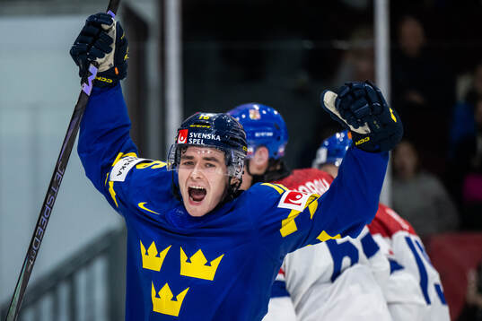 Felix Unger Sörum of Sweden celebrates