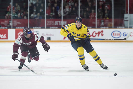 Daniels Serkins of Latvia and Anton Wahlberg of Sweden