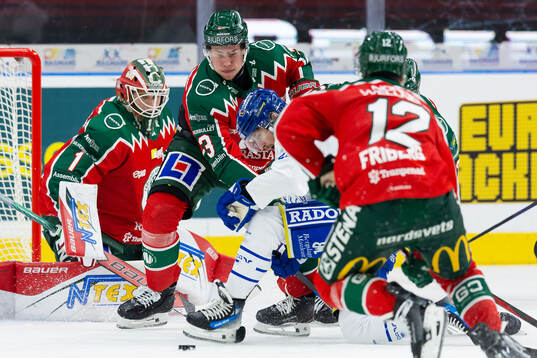 Frölundas målvakt Lars Johansson och Albin Sundin