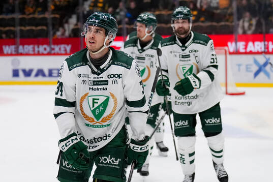 Färjestads Michael Lindqvist jublar