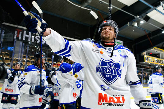 Karlskogas Johan Motin jublar