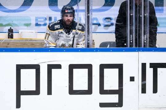 Södertäljes Amil Krupic i utvisningsbåset