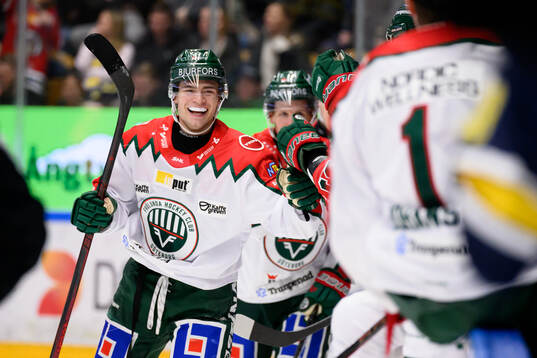 Frölundas Isac Born jublar