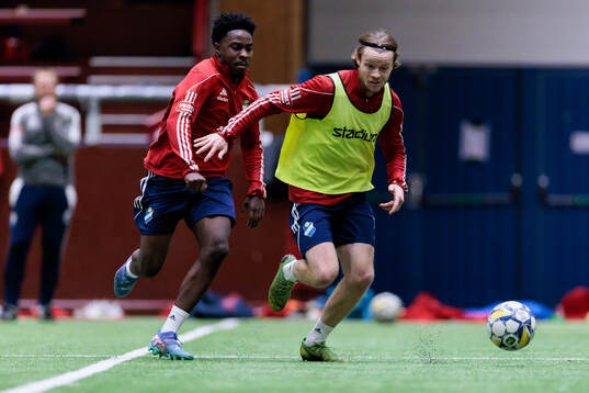 Östers Raymond Adjei och Daniel Ljung