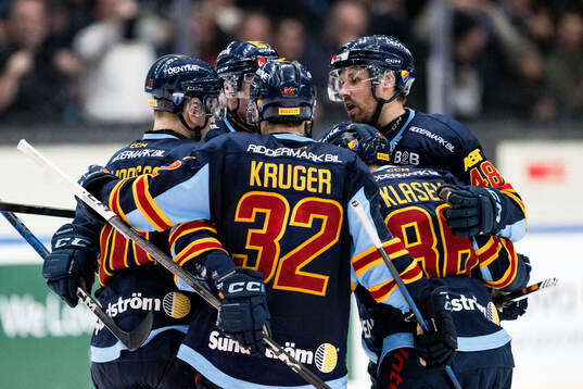 Djurgårdens Linus Klasen jublar