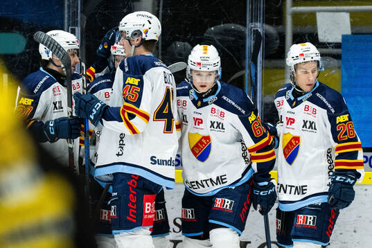 Djurgårdens Hampus Larsson jublar