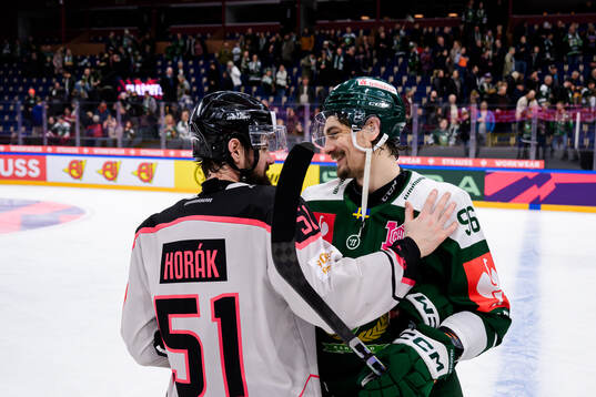 Roman Horak of Sparta Prague and David Tomasek of Färjestad