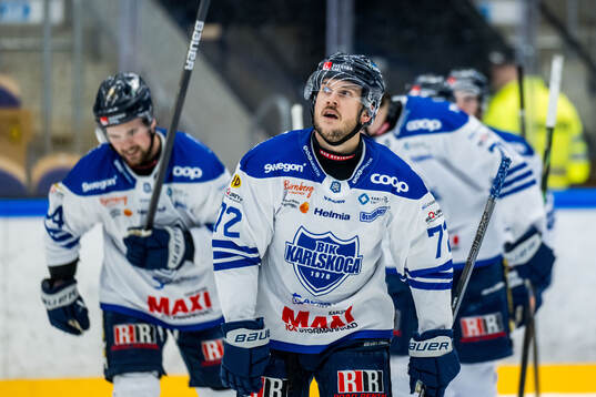 Karlskogas Viktor Lennartsson jublar