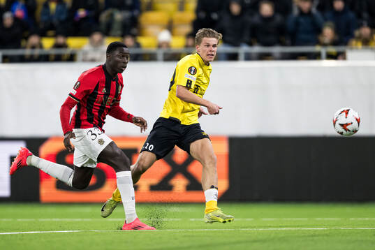 Antoine Mendy of Nice and Gottfrid Rapp of Elfsborg