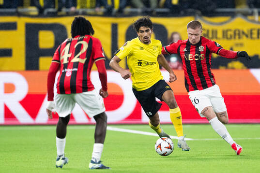 Ahmed Qasem of Elfsborg and Melvin Bard of Nice