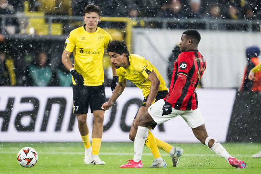Ahmed Qasem of Elfsborg and Youssoufa Moukoko of Nice