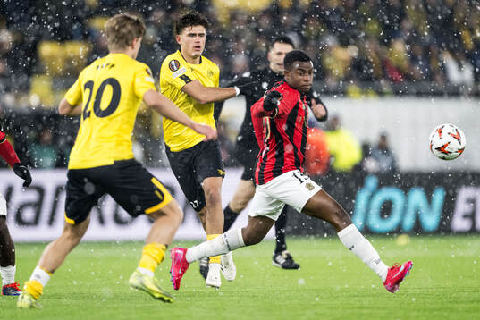 Besfort Zeneli of Elfsborg and Youssoufa Moukoko of Nice