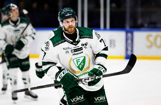 Färjestads Axel Bergkvist jublar