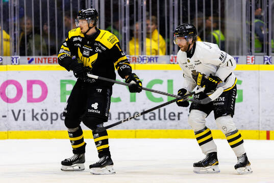 Västerås Jimmie Jansson och AIKs Lukas Zetterberg