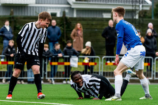 Landskronas Xavier Odhiambo jublar