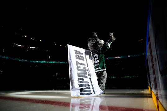 Färjestads maskot Ture Varg