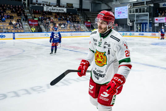 Moras Johan Persson jublar