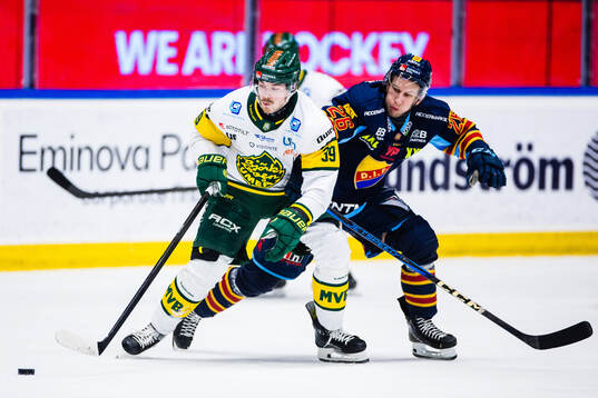 Björklövens Joel Mustonen och Djurgårdens Fredric Weigel