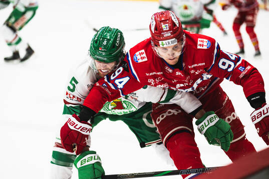 Rögles Ludvig Claesson och Timrås Sebastian Hartmann