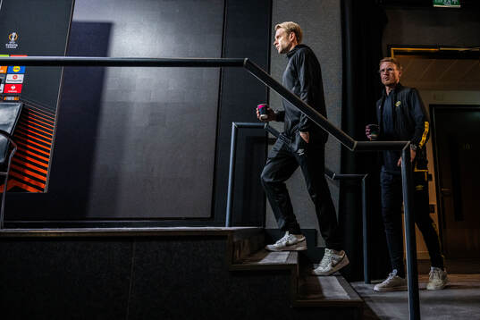 Johan Larsson and Head coach Oscar Hiljemark of Elfsborg