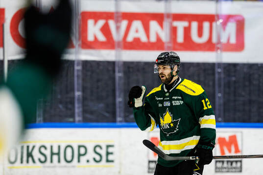 Östersunds Emil Molin jublar