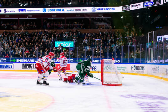 Färjestads Marcus Westfält skjuter 2-0
