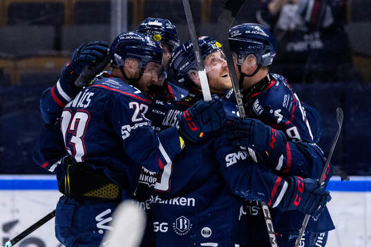 Linköpings spelare jublar