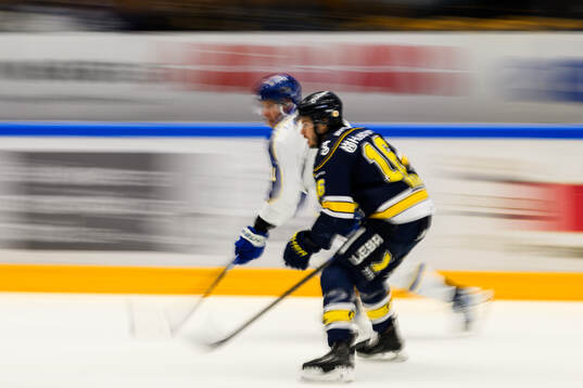 Leksands Martin Karlsson och HV71s Tanner Kero