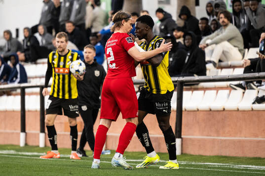 Peter Ankersen of FC Nordsjälland and Zeidane Inoussa of