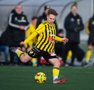 IFK Hässleholms Max Persson i träningsmatchen mellan IFK Hässleholm och Ängelholms FF i Hässleholm 1 februari 2025.