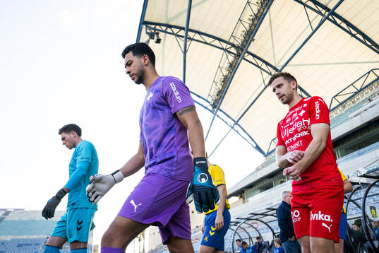 Goalkeeper David Mikhail and Albin Lohikangas of Värnamo