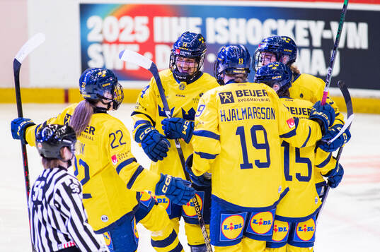 Hanna Thuvik, Sara Hjalmarsson, Ida Karlsson and Lisa