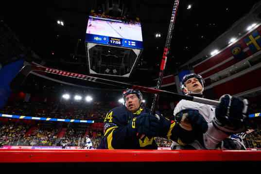 Oscar Lindberg of Sweden