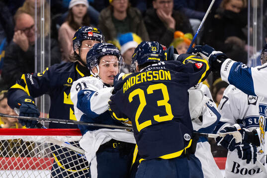 Oliver Kapanen of Finland and Lias Andersson of Sweden