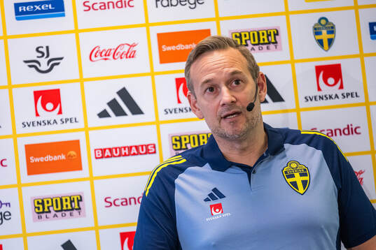 Head coach Martin Qwarmans Möller of the Swedish women's under-23 national football team at a press conference