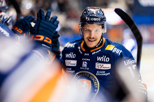 Växjös Otto Koivula jublar