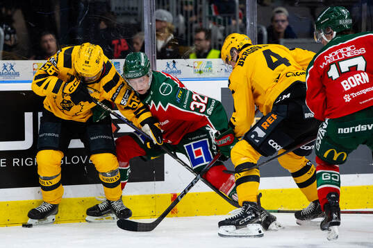 Skellefteås Oskar Nilsson och Rasmus Bergqvist mot