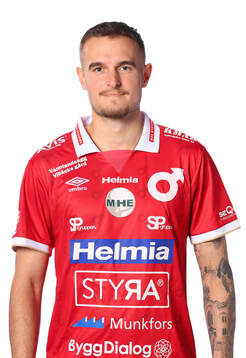 Degerfors Christos Gravius poserar för ett porträtt den 11 februari 2025 i Degerfors.