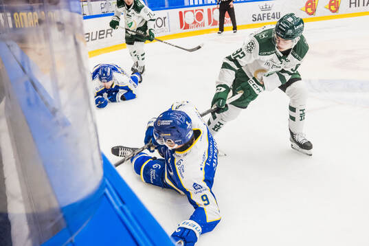 Leksands Patrik Zackrisson och Färjestads Lucas Forsell