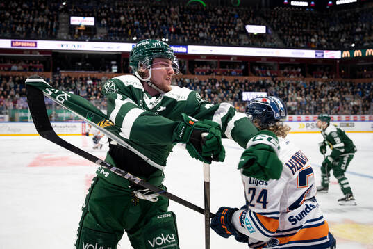 Färjestads Jeremy Salvas Groleau och Växjös Karl