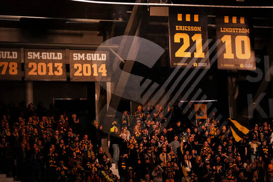 Tröjorna hissade i taket för Jimmie Ericsson och Joakim