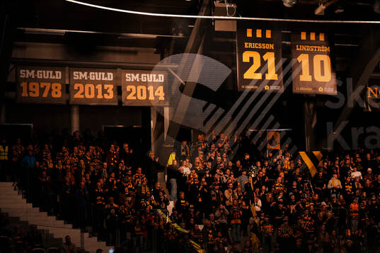 Tröjorna hissade i taket för Jimmie Ericsson och Joakim