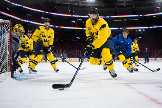 Goaltender Filip Gustavsson, Gustav Nyquist, Gustav